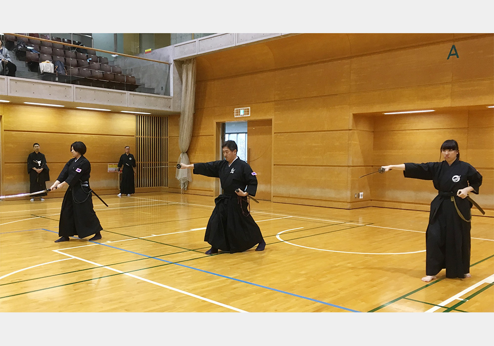 午前中稽古の様子（初段）